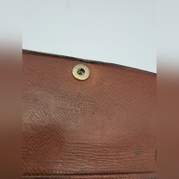 Authentic Preowned LV Key Chain - Picture 7 of 12